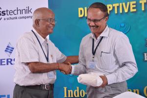 23 Seminar on Disruptive Technologies