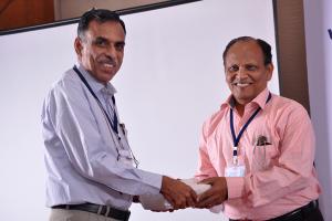 40 Seminar on Disruptive Technologies